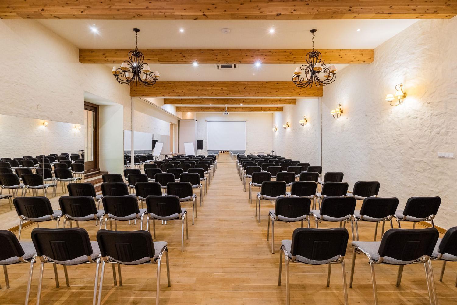 פיז' Jablon Lake Resort מראה חיצוני תמונה