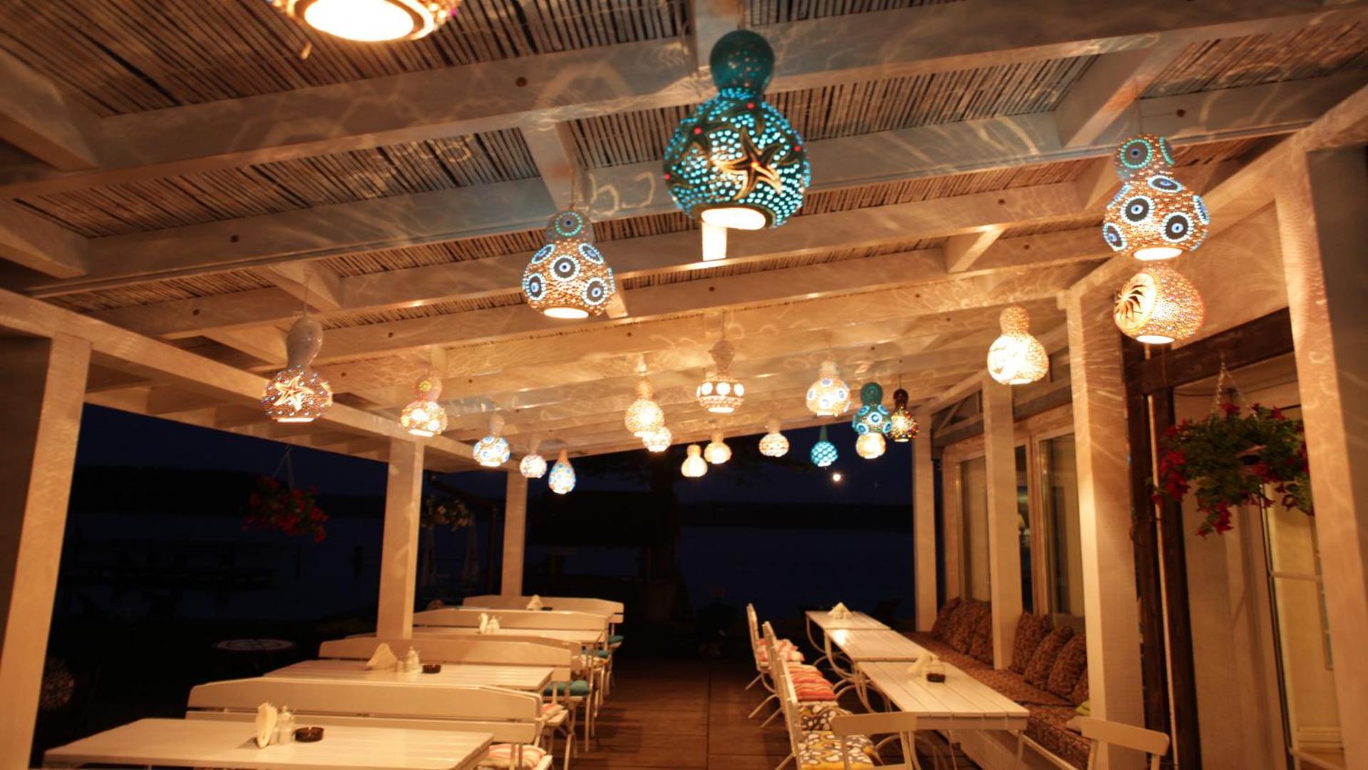 פיז' Jablon Lake Resort מראה חיצוני תמונה