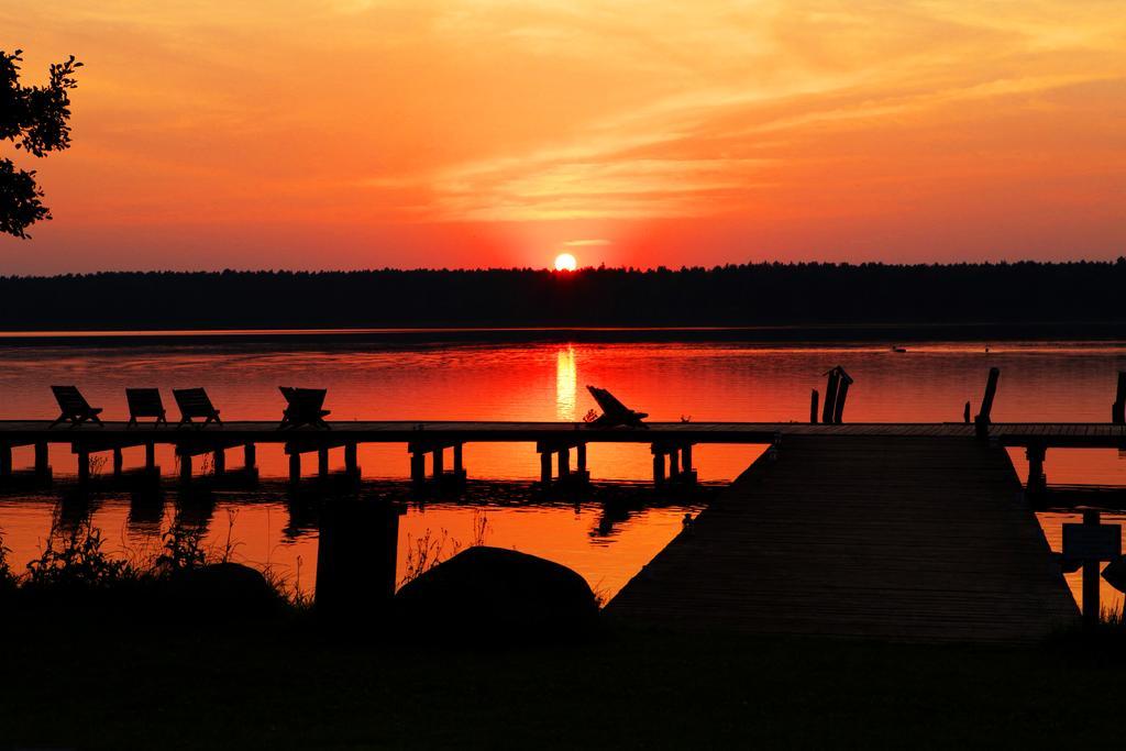 פיז' Jablon Lake Resort מראה חיצוני תמונה