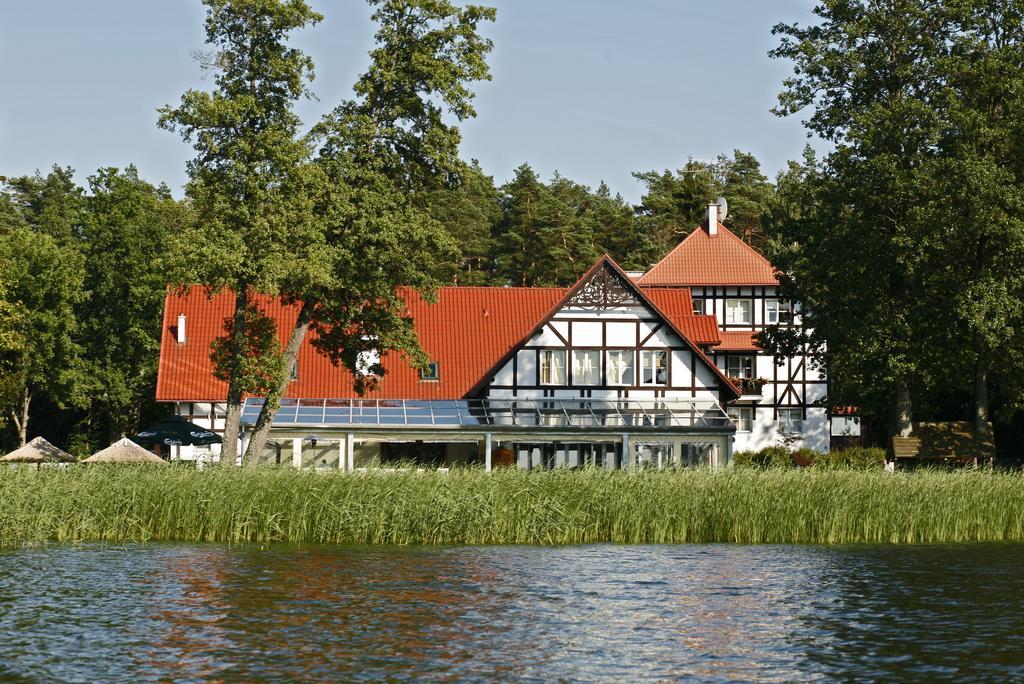 פיז' Jablon Lake Resort מראה חיצוני תמונה