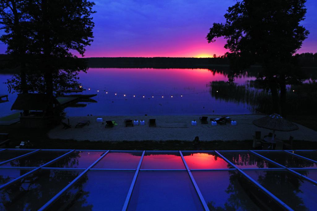 פיז' Jablon Lake Resort מראה חיצוני תמונה