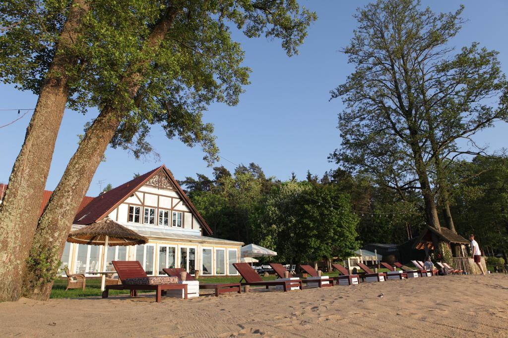 פיז' Jablon Lake Resort מראה חיצוני תמונה